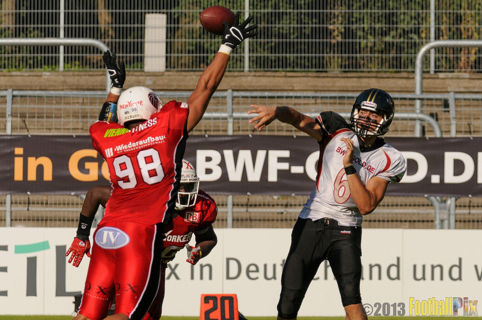 Cologne Falcons vs. Braunschweig FFC (New Yorker Lions) - 20.07.2013 GFL Nord: Cologne Falcons vs. Braunschweig FFC (New Yorker Lions) (13:56) 