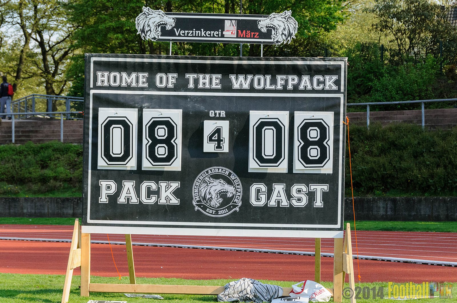 Mönchengladbach Wolfpack vs. Aachen Vampires - 13.04.2014 Mönchengladbach Wolfpack vs. Aachen Vampires (8:8)