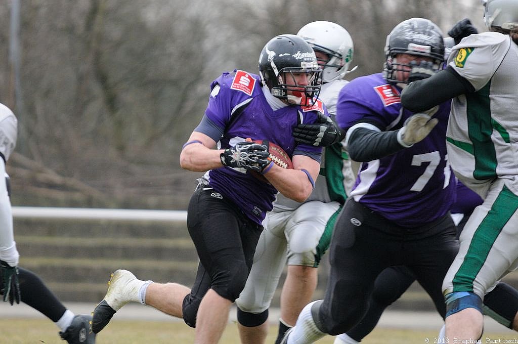 Langenfeld Longhorns vs. Bielefeld Bulldogs  - 06.04.2013 Vorbereitungsspiel Langenfeld Longhorns vs. Bielefeld Bulldogs (13:26) 
