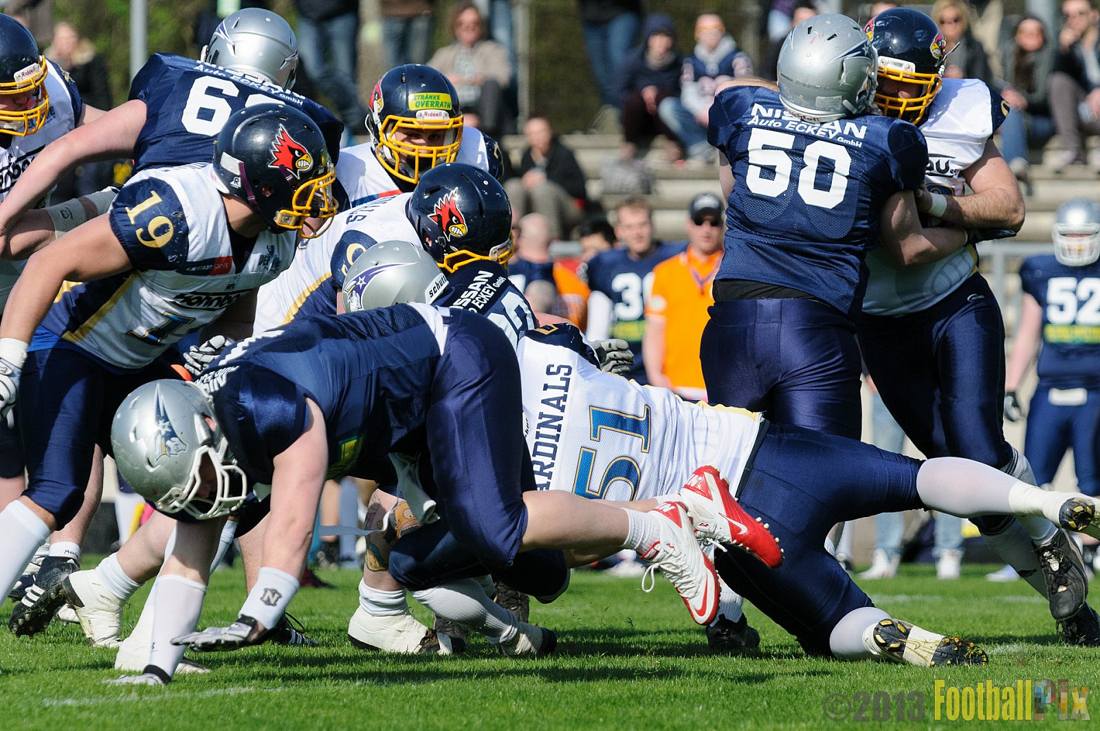 Essen Assindia Cardinals vs. Bochum Cadets - 20.04.2013 Essen Assindia Cardinals vs. Bochum Cadets (54:13) 