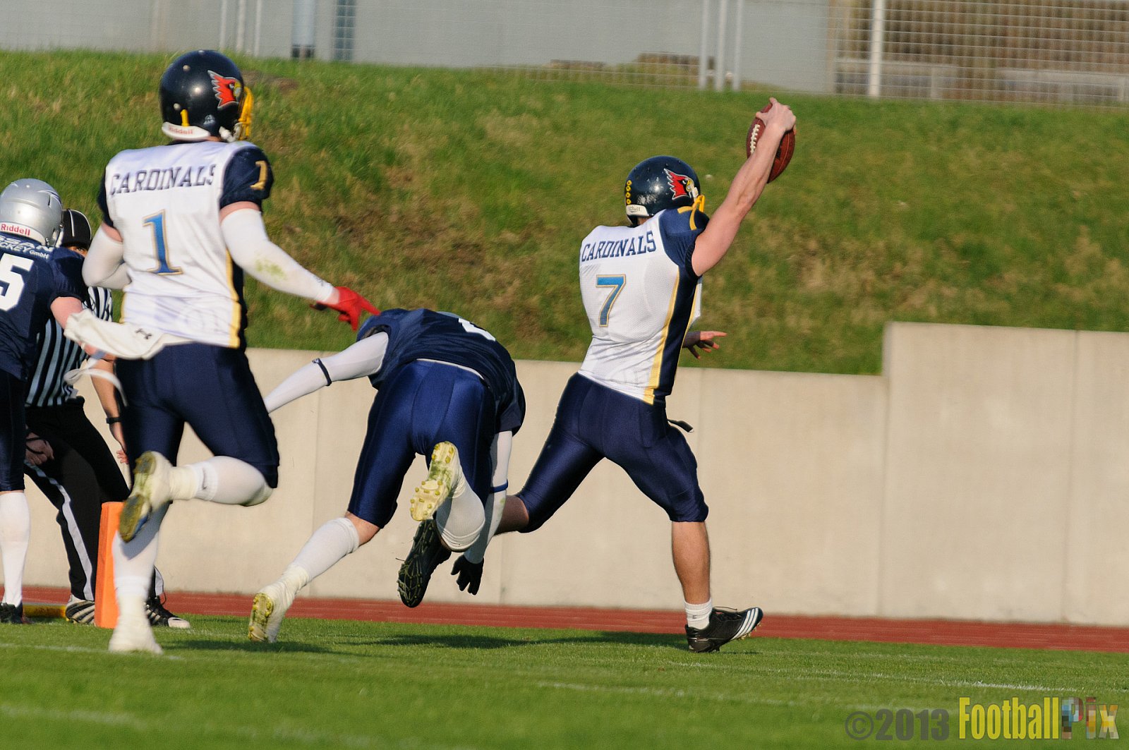 Essen Assindia Cardinals vs. Bochum Cadets - 20.04.2013 Essen Assindia Cardinals vs. Bochum Cadets (54:13) 