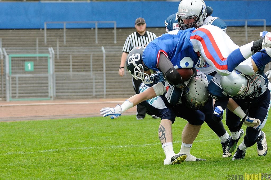 Remscheid Amboss vs. Dortmund Giants  - 21.04.2013 Remscheid Amboss vs. Dortmund Giants (13:9) 