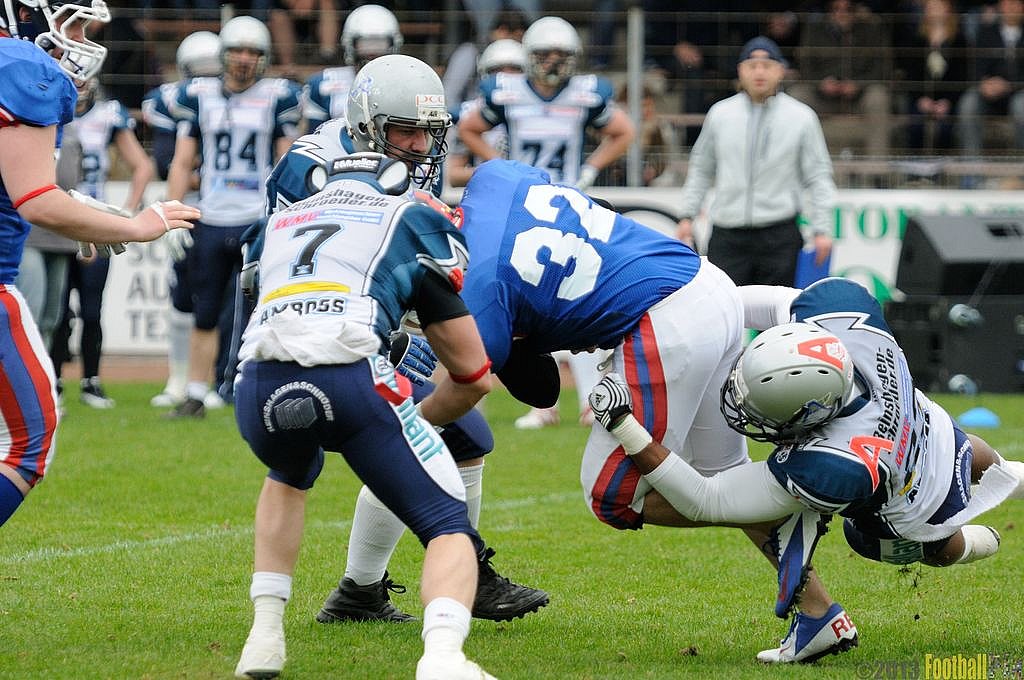 Remscheid Amboss vs. Dortmund Giants  - 21.04.2013 Remscheid Amboss vs. Dortmund Giants (13:9) 