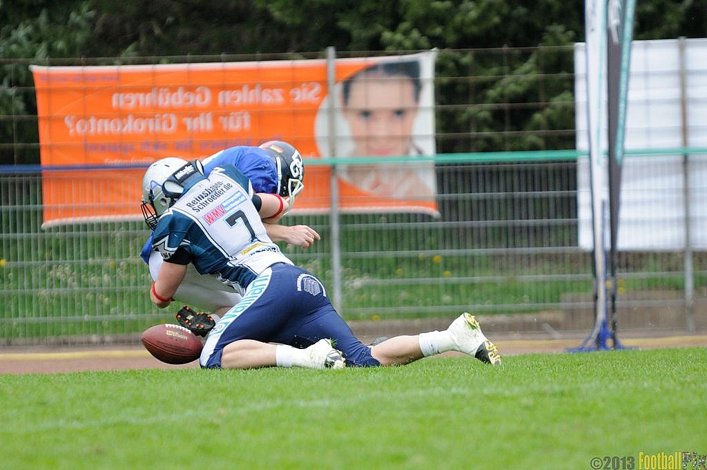 Remscheid Amboss vs. Dortmund Giants  - 21.04.2013 Remscheid Amboss vs. Dortmund Giants (13:9) 