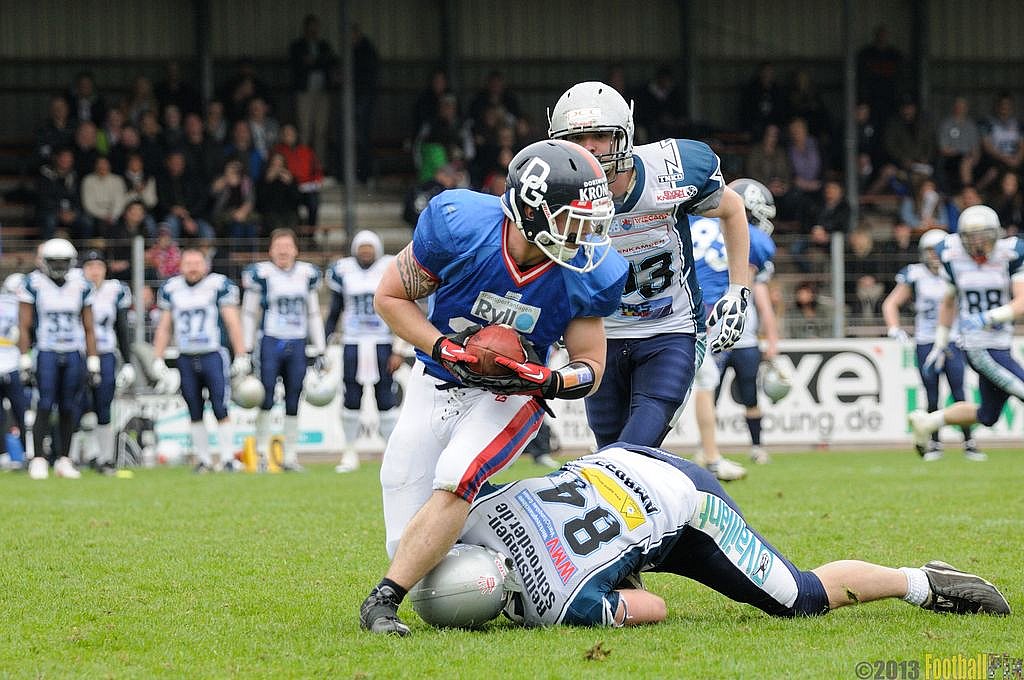 Remscheid Amboss vs. Dortmund Giants  - 21.04.2013 Remscheid Amboss vs. Dortmund Giants (13:9) 