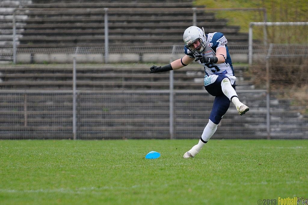Remscheid Amboss vs. Dortmund Giants  - 21.04.2013 Remscheid Amboss vs. Dortmund Giants (13:9) 