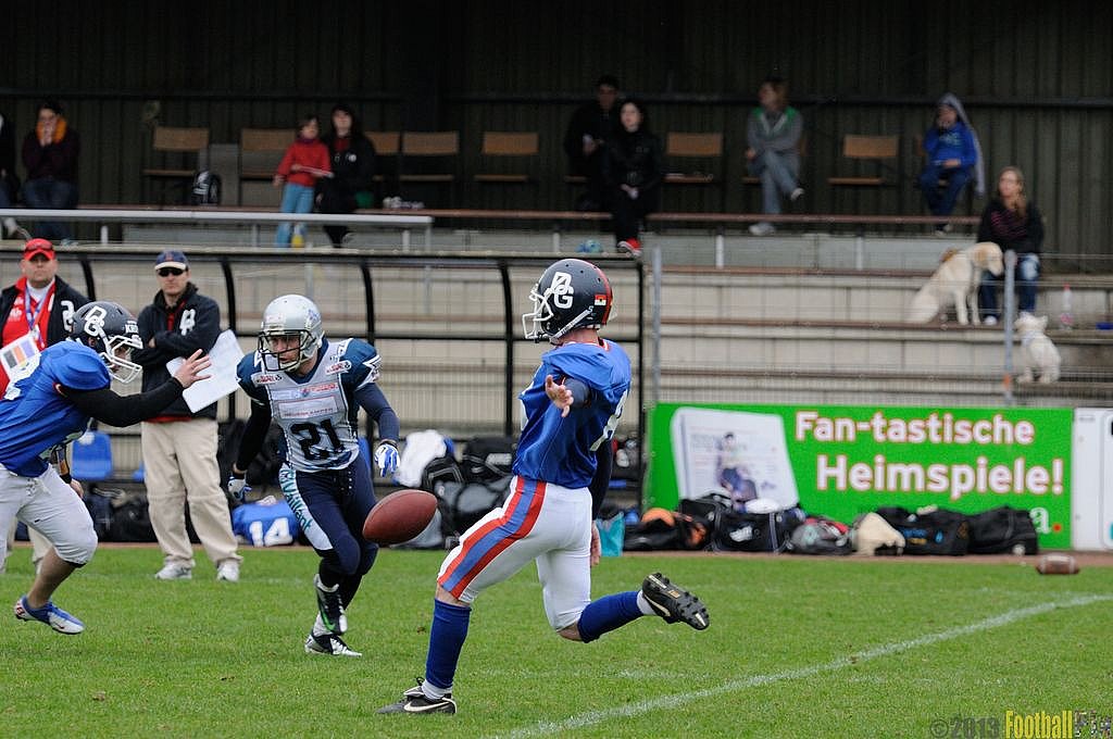Remscheid Amboss vs. Dortmund Giants  - 21.04.2013 Remscheid Amboss vs. Dortmund Giants (13:9) 