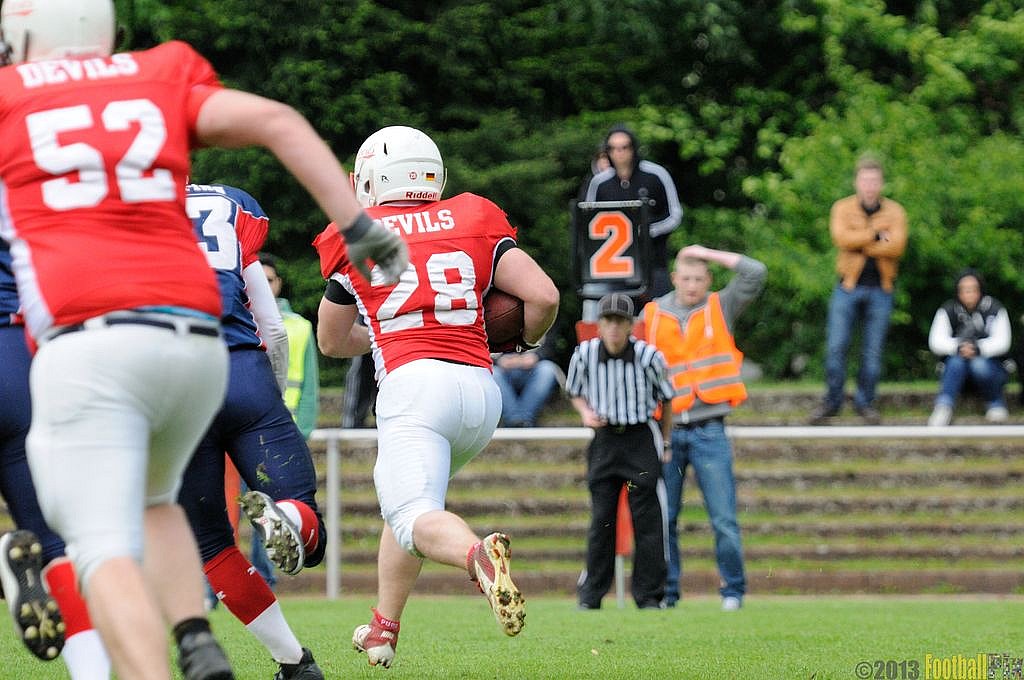 Gelsenkirchen Devils vs. Recklinghausen Chargers   - 25.05.2013 Gelsenkirchen Devils vs. Recklinghausen Chargers (7:14) 