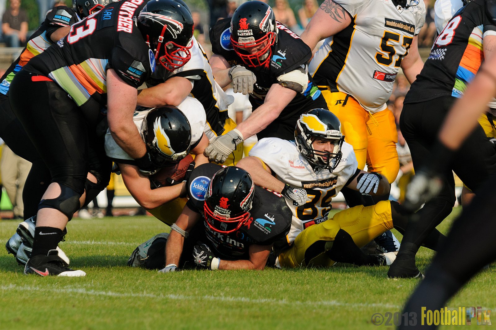Düsseldorf Panther	vs. Berlin Adler  - 08.06.2013 GFL Nord: Düsseldorf Panther vs. Berlin Adler (10:27)