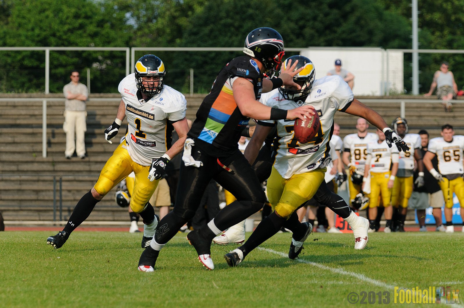 Düsseldorf Panther	vs. Berlin Adler  - 08.06.2013 GFL Nord: Düsseldorf Panther vs. Berlin Adler (10:27)