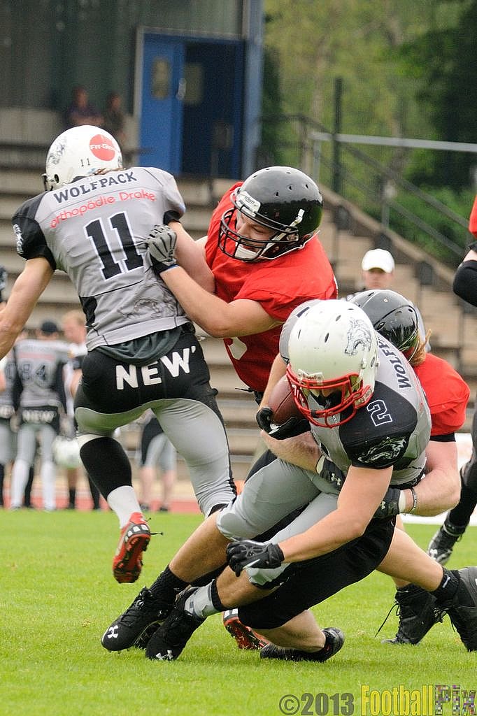 09.06.2013 Mönchengladbach Wolfpack vs. Cologne Falcons II (28:13) 