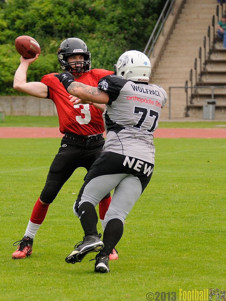 09.06.2013 Mönchengladbach Wolfpack vs. Cologne Falcons II (28:13) 