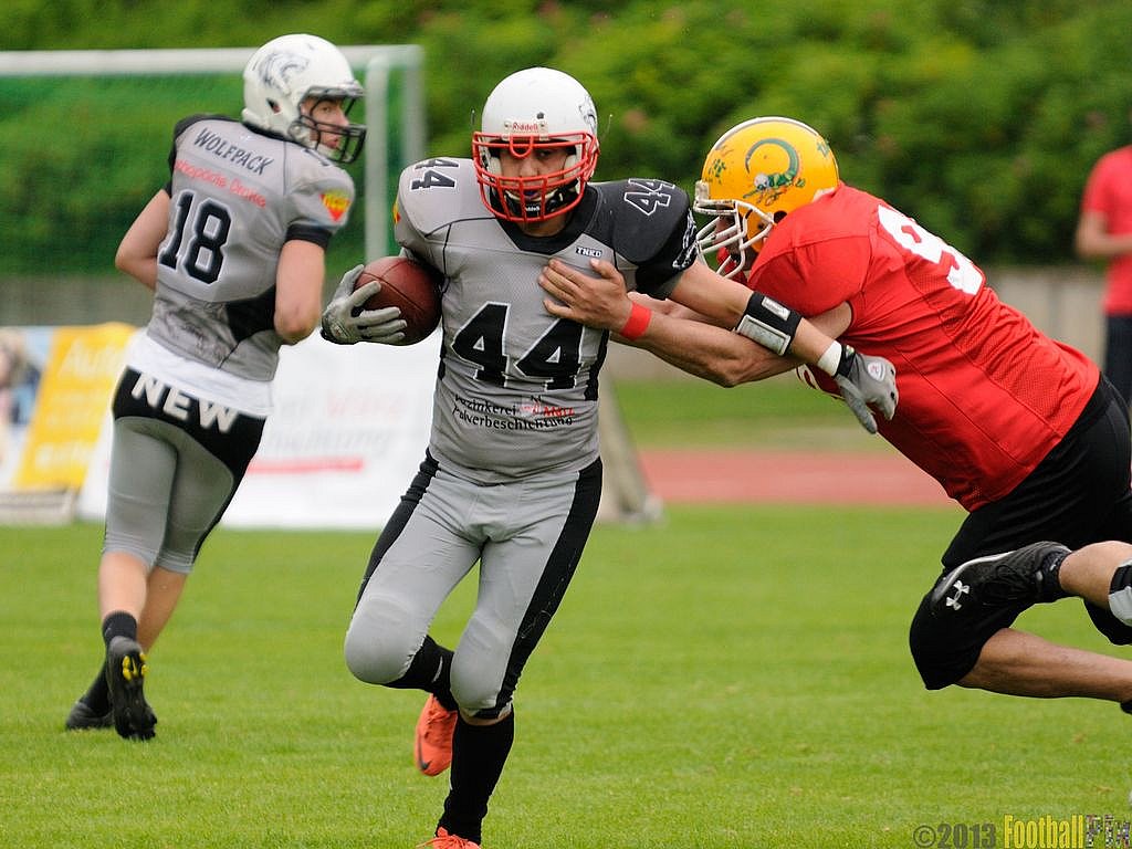 09.06.2013 Mönchengladbach Wolfpack vs. Cologne Falcons II (28:13) 