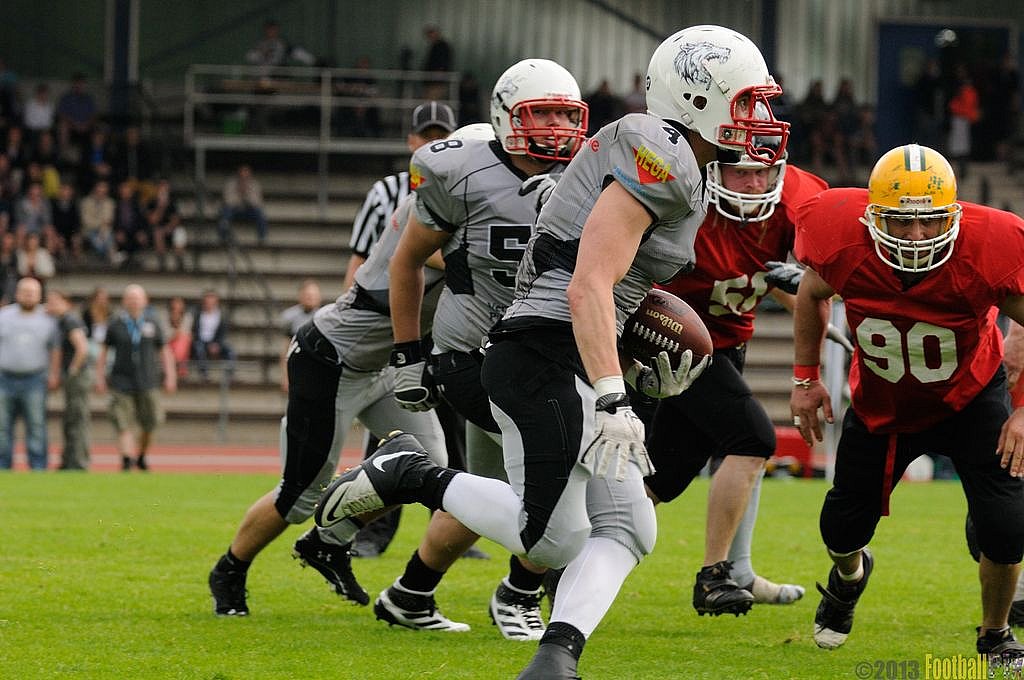09.06.2013 Mönchengladbach Wolfpack vs. Cologne Falcons II (28:13) 