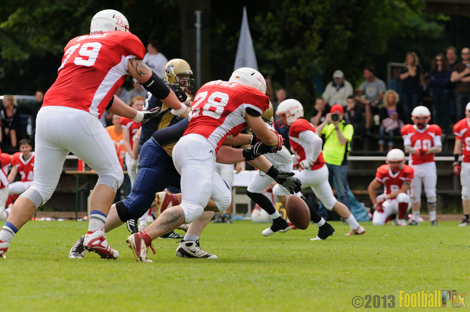 Gelsenkirchen Devils vs. Schiefbahn Riders - 16.06.2013 Gelsenkirchen Devils vs. Schiefbahn Riders (12:49) 