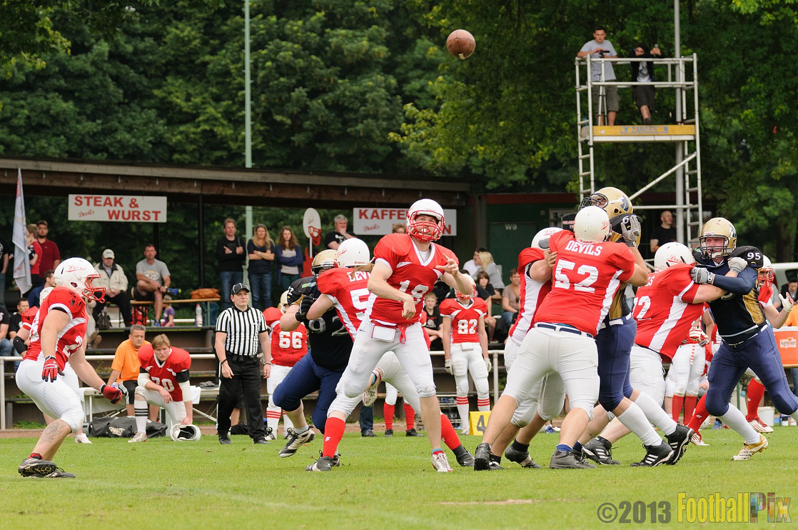 Gelsenkirchen Devils vs. Schiefbahn Riders - 16.06.2013 Gelsenkirchen Devils vs. Schiefbahn Riders (12:49) 