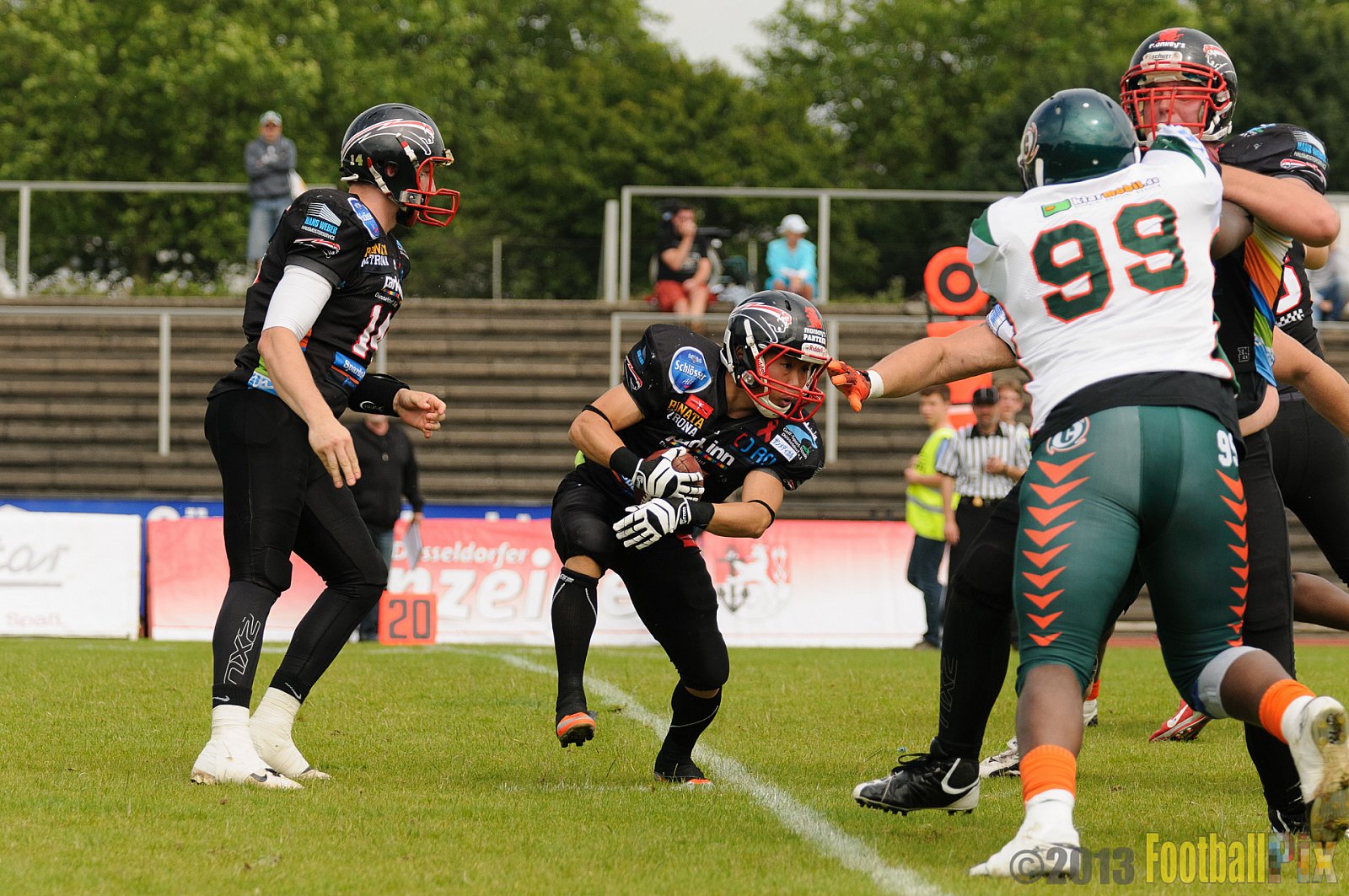 Düsseldorf Panther vs. Kiel Baltic Hurricanes - 30.06.2013 GFL Nord: Düsseldorf Panther vs. Kiel Baltic Hurricanes (10:47) 