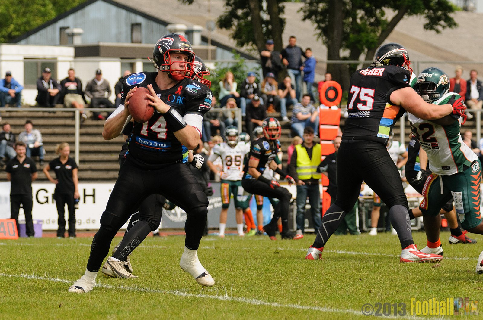 Düsseldorf Panther vs. Kiel Baltic Hurricanes - 30.06.2013 GFL Nord: Düsseldorf Panther vs. Kiel Baltic Hurricanes (10:47) 