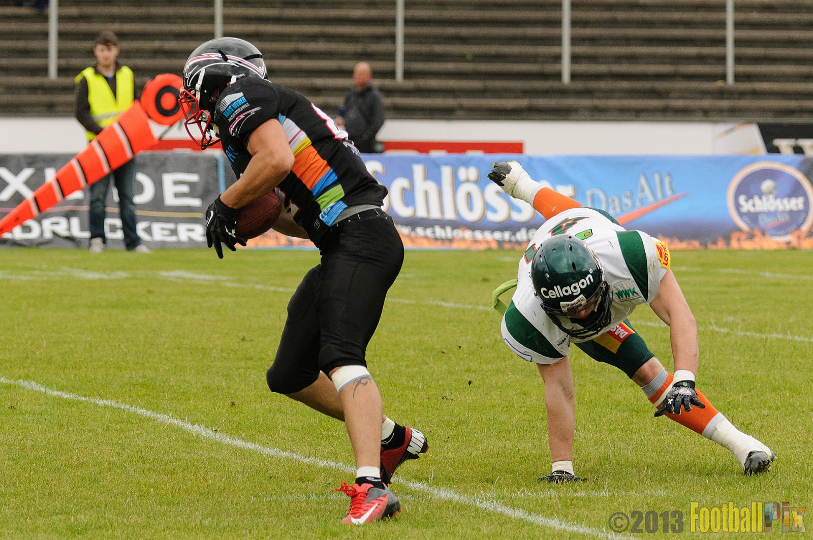 Düsseldorf Panther vs. Kiel Baltic Hurricanes - 30.06.2013 GFL Nord: Düsseldorf Panther vs. Kiel Baltic Hurricanes (10:47) 