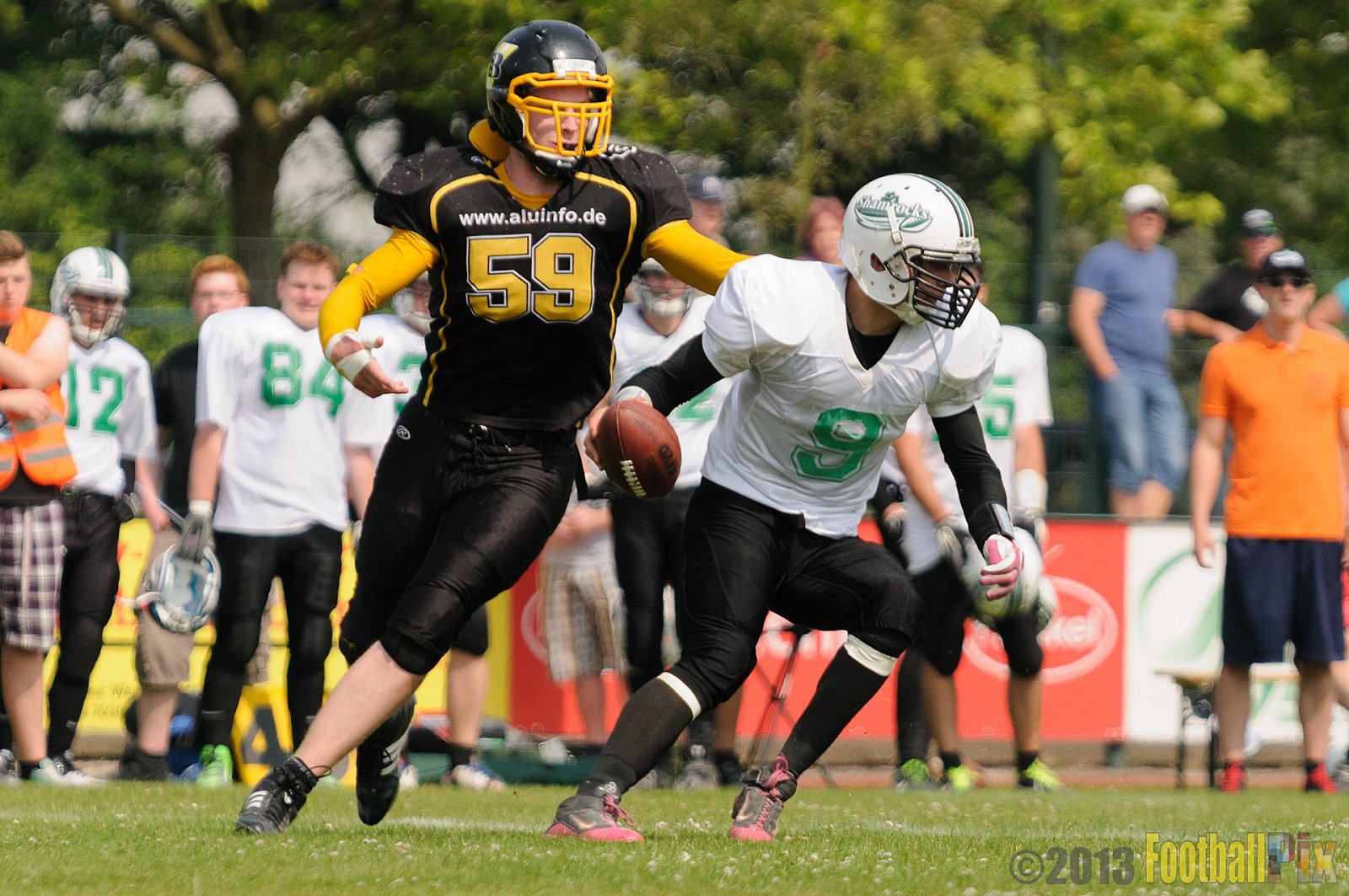 Düsseldorf Bulldozer vs. Mülheim Shamrocks - 14.07.2013 Düsseldorf Bulldozer vs. Mülheim Shamrocks (34:0) 