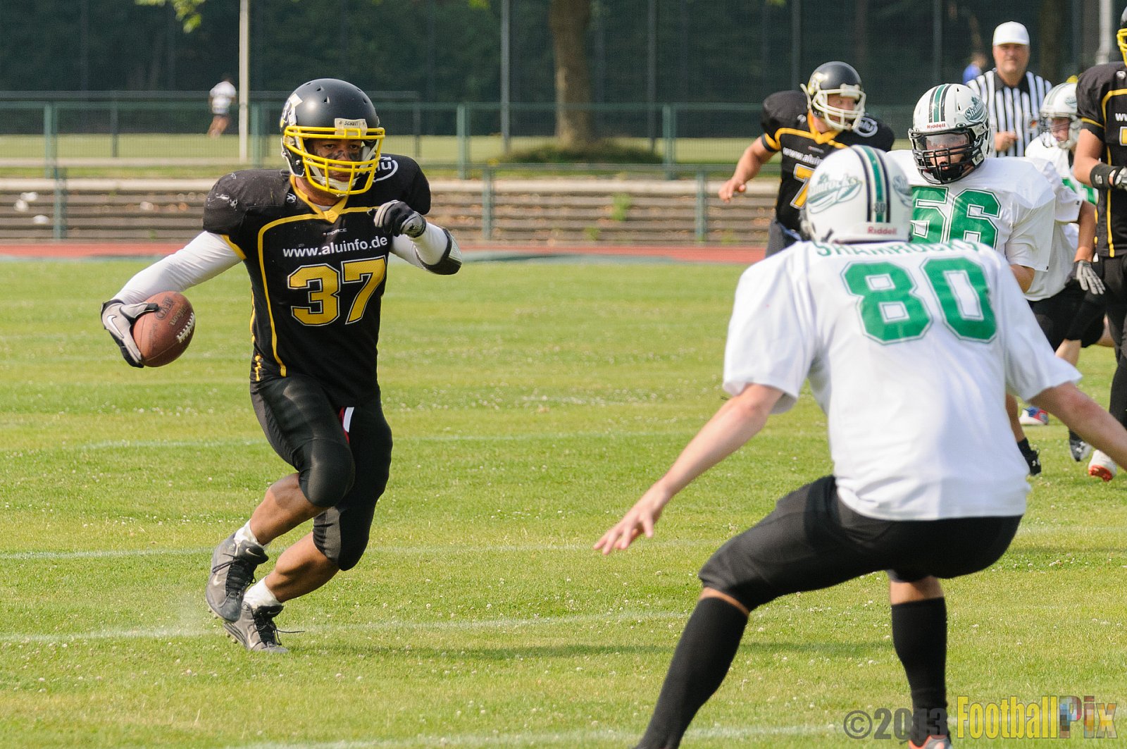 Düsseldorf Bulldozer vs. Mülheim Shamrocks - 14.07.2013 Düsseldorf Bulldozer vs. Mülheim Shamrocks (34:0) 