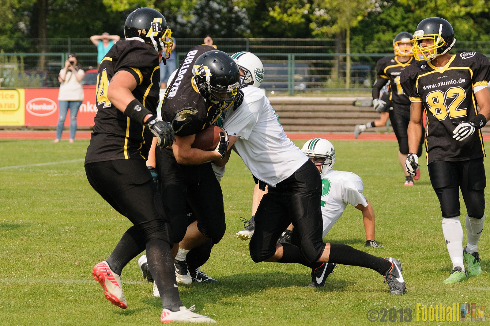 Düsseldorf Bulldozer vs. Mülheim Shamrocks - 14.07.2013 Düsseldorf Bulldozer vs. Mülheim Shamrocks (34:0) 