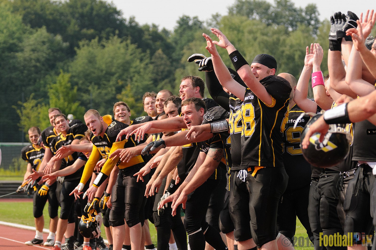 Düsseldorf Bulldozer vs. Mülheim Shamrocks - 14.07.2013 Düsseldorf Bulldozer vs. Mülheim Shamrocks (34:0) 