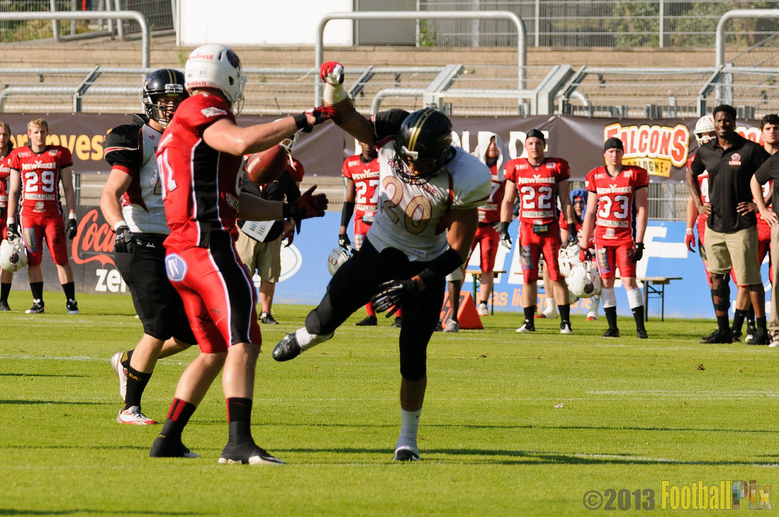 Cologne Falcons vs. Braunschweig FFC (New Yorker Lions) - 20.07.2013 GFL Nord: Cologne Falcons vs. Braunschweig FFC (New Yorker Lions) (13:56) 