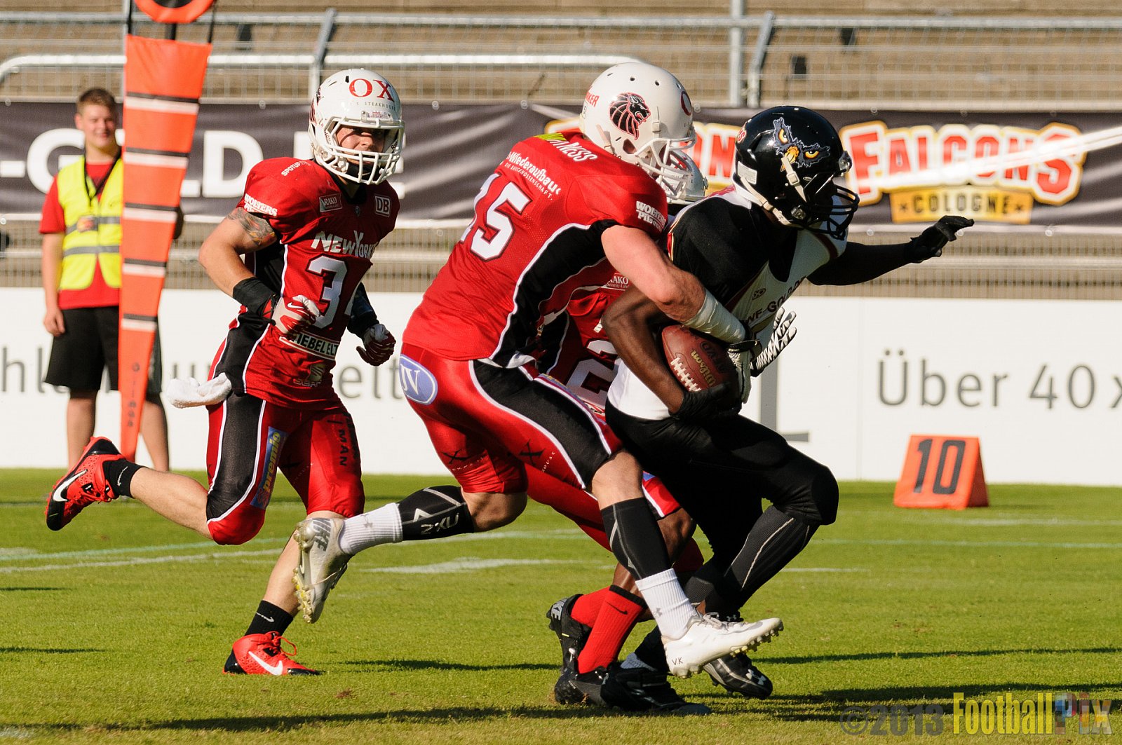 Cologne Falcons vs. Braunschweig FFC (New Yorker Lions) - 20.07.2013 GFL Nord: Cologne Falcons vs. Braunschweig FFC (New Yorker Lions) (13:56) 