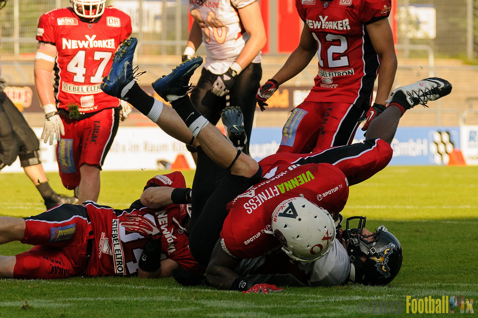 Cologne Falcons vs. Braunschweig FFC (New Yorker Lions) - 20.07.2013 GFL Nord: Cologne Falcons vs. Braunschweig FFC (New Yorker Lions) (13:56) 