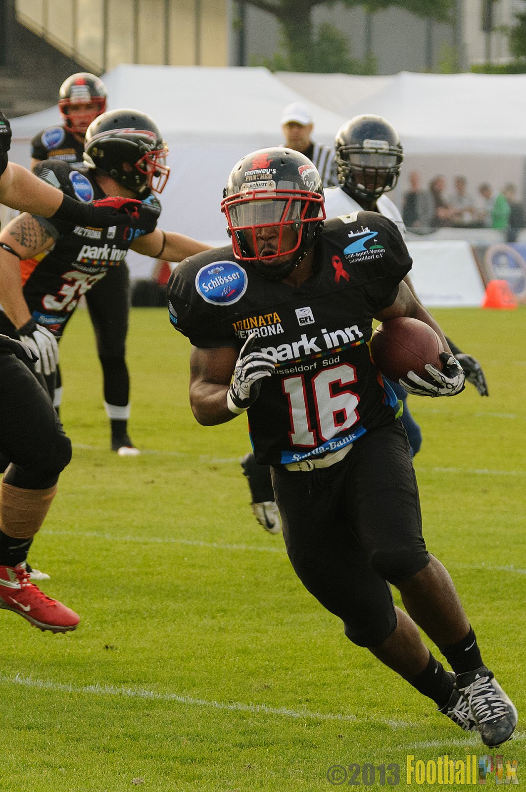 Düsseldorf Panther vs. Hamburg Blue Devils - 10.08.2013 GFL Nord: Düsseldorf Panther vs. Hamburg Blue Devils (28:9) 