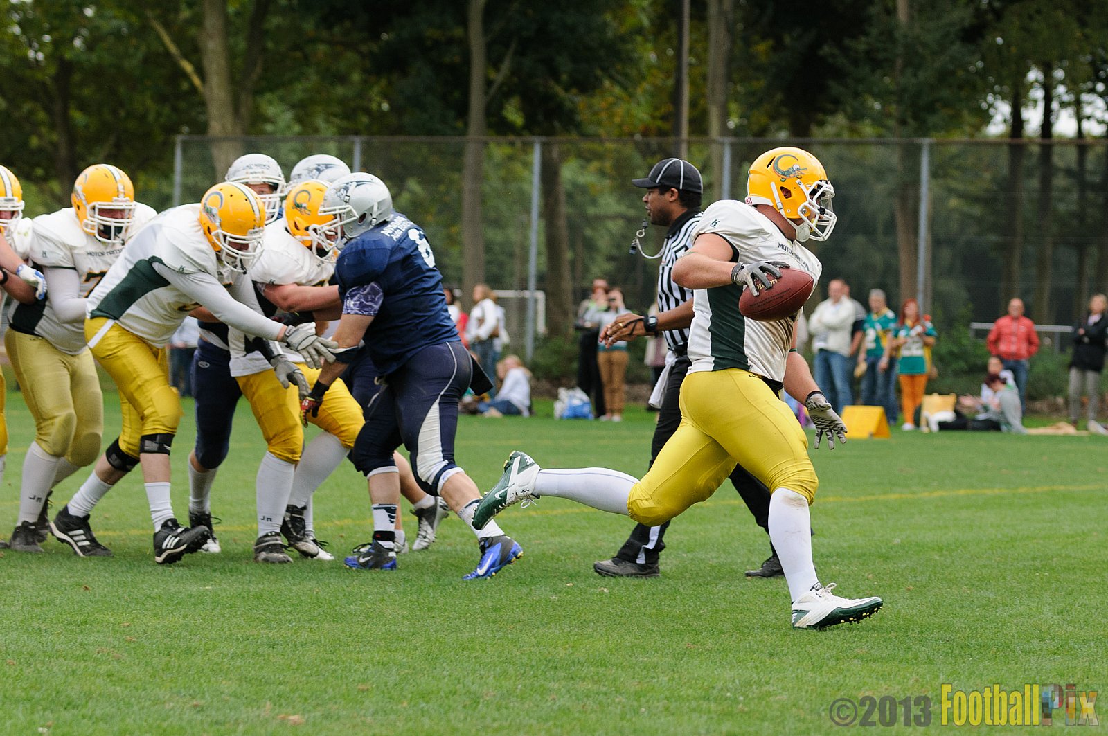 Cologne Crocodiles vs. Bochum Cadets - 01.09.2013 Cologne Crocodiles vs. Bochum Cadets (51:3) 