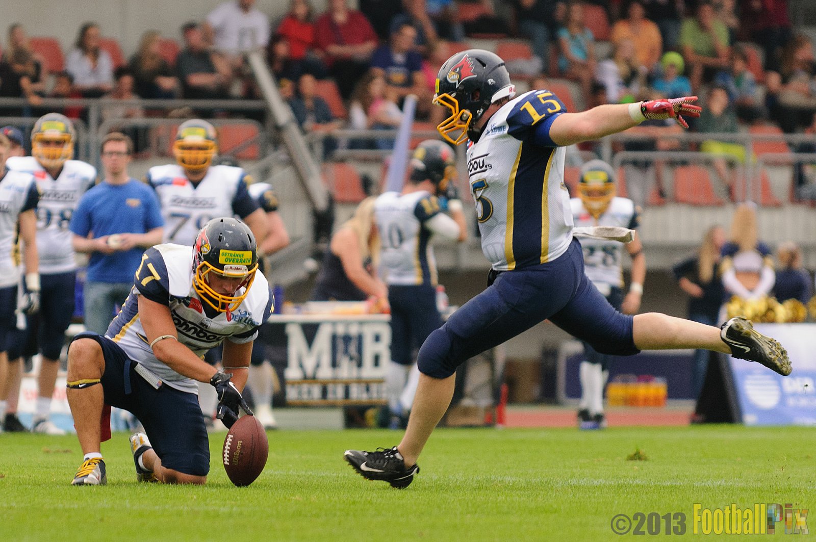 Essen Assindia Cardinals vs. Remscheid Amboss  - 07.09.2013 Essen Assindia Cardinals vs. Remscheid Amboss (13:14) 