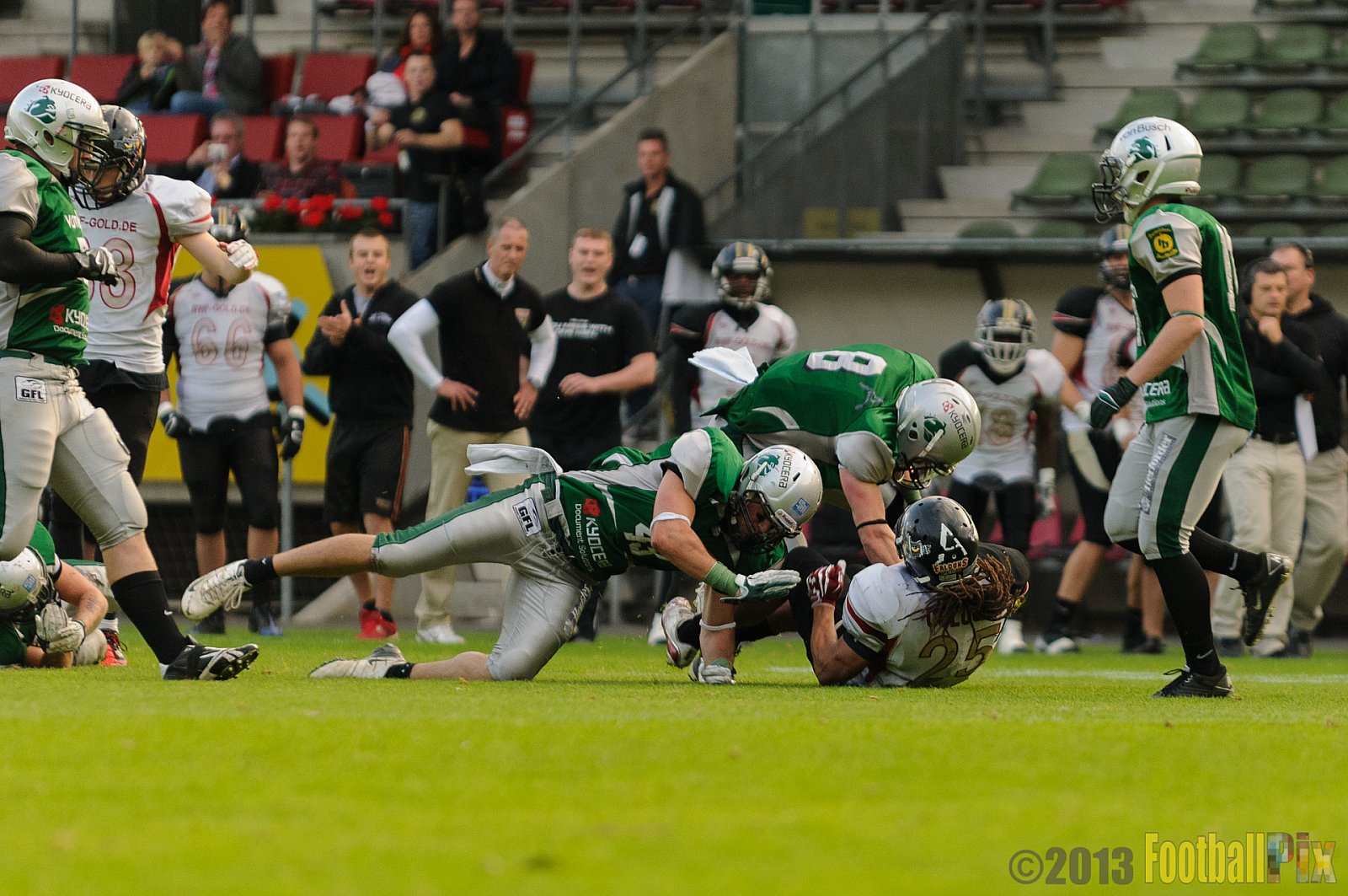 Relegationsspiel Cologne Falcons vs. Bielefeld Bulldogs - 21.09.2013 GFL Nord: Relegationsspiel Cologne Falcons vs. Bielefeld Bulldogs (42:30) 