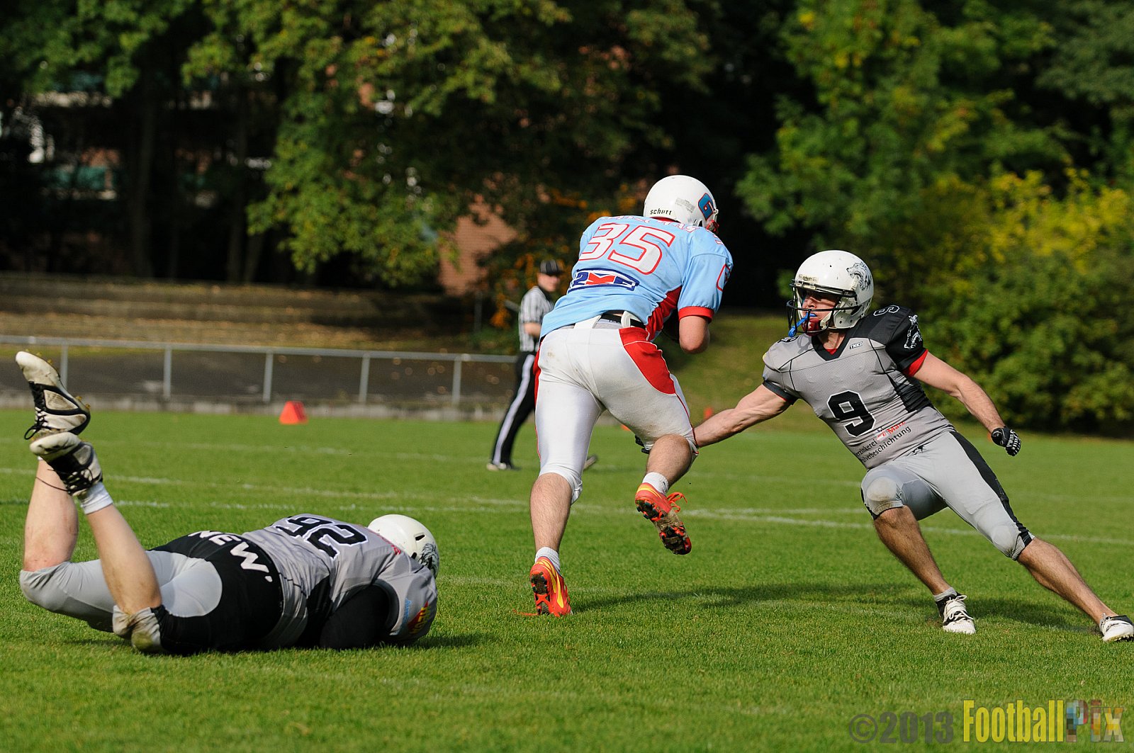Mönchengladbach Wolfpack vs. Bonn Gamecocks II - 28.09.2013 Mönchengladbach Wolfpack vs. Bonn Gamecocks II (50:0) 