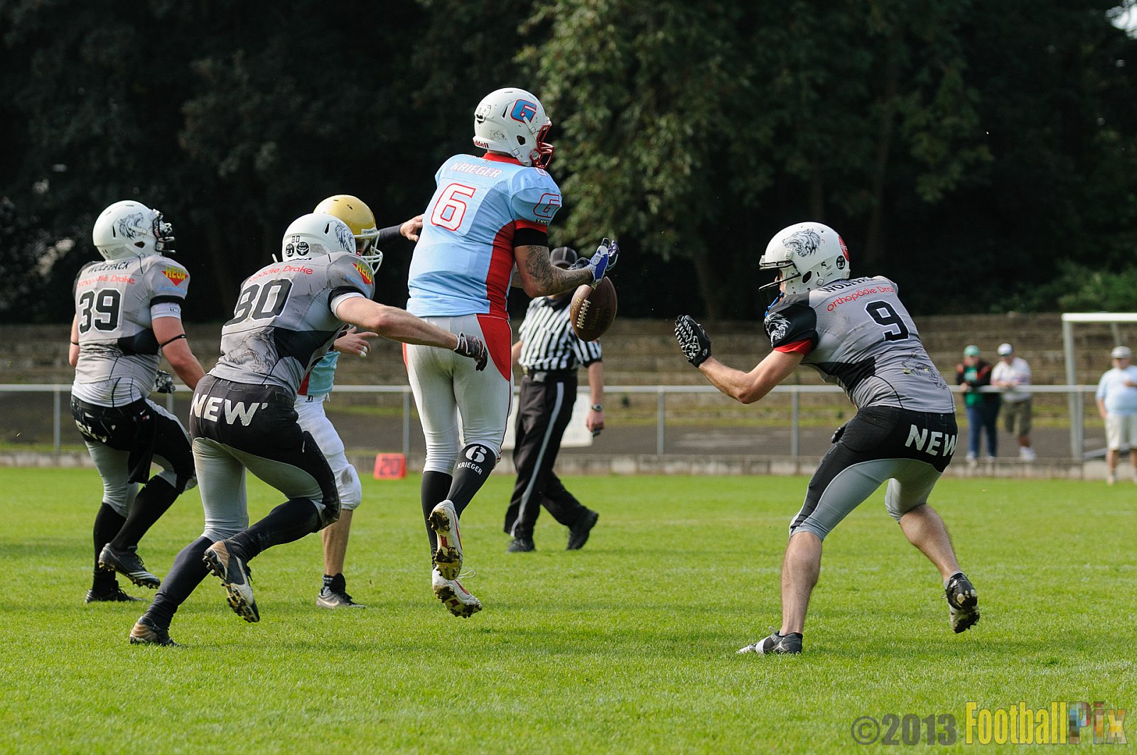 Mönchengladbach Wolfpack vs. Bonn Gamecocks II - 28.09.2013 Mönchengladbach Wolfpack vs. Bonn Gamecocks II (50:0) 