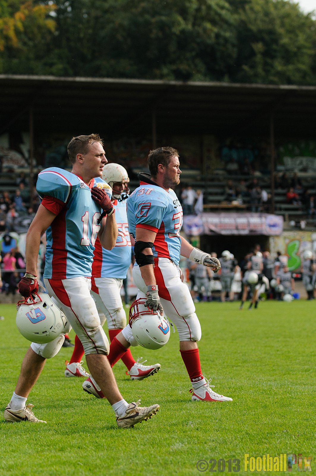 Mönchengladbach Wolfpack vs. Bonn Gamecocks II - 28.09.2013 Mönchengladbach Wolfpack vs. Bonn Gamecocks II (50:0) 