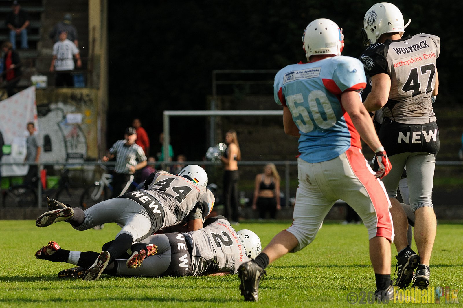 Mönchengladbach Wolfpack vs. Bonn Gamecocks II - 28.09.2013 Mönchengladbach Wolfpack vs. Bonn Gamecocks II (50:0) 