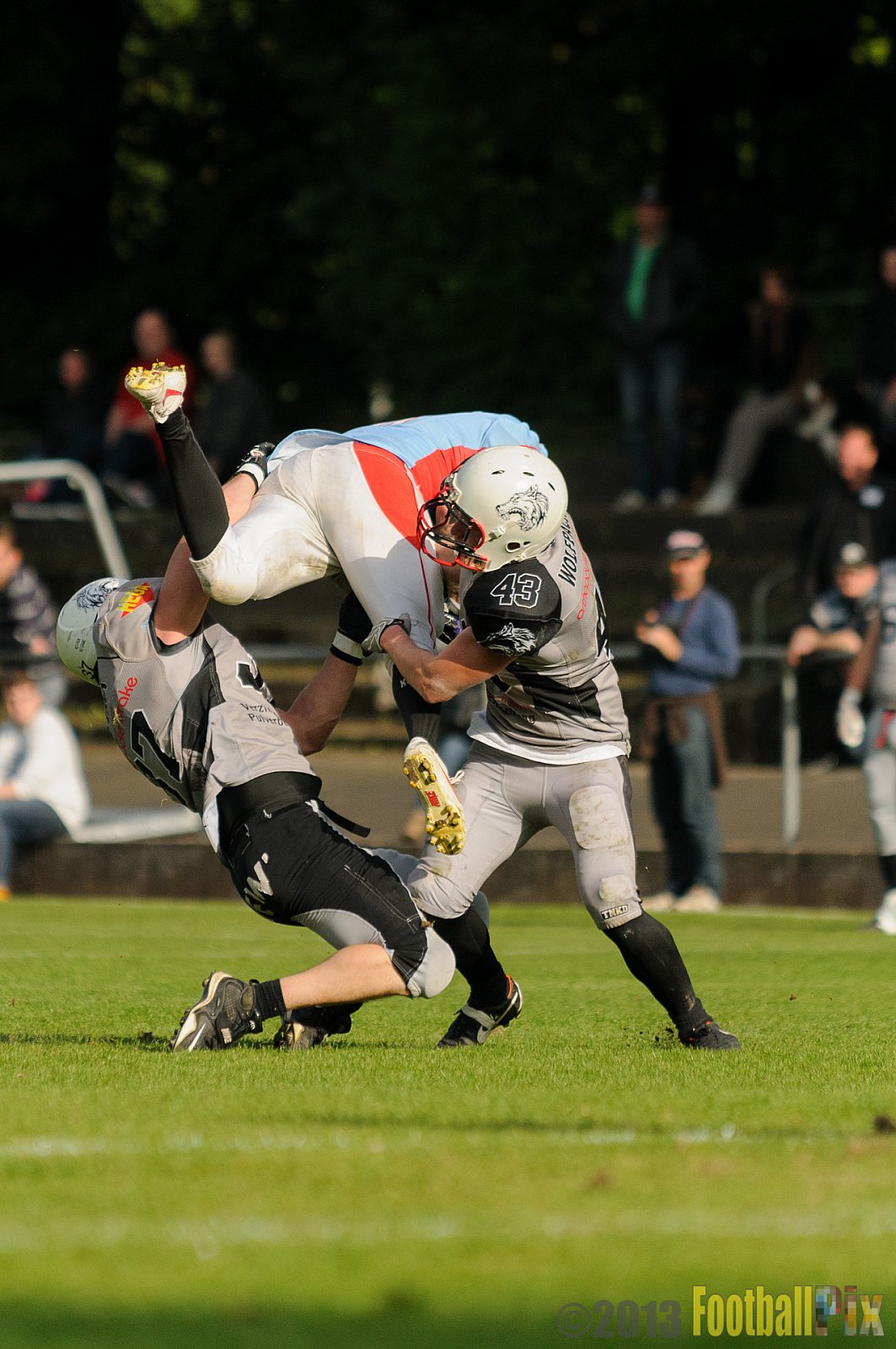 Mönchengladbach Wolfpack vs. Bonn Gamecocks II - 28.09.2013 Mönchengladbach Wolfpack vs. Bonn Gamecocks II (50:0) 