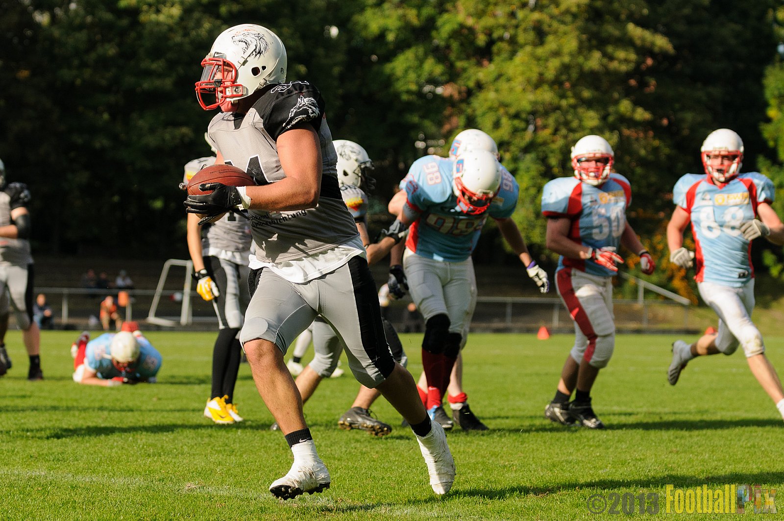 Mönchengladbach Wolfpack vs. Bonn Gamecocks II - 28.09.2013 Mönchengladbach Wolfpack vs. Bonn Gamecocks II (50:0) 