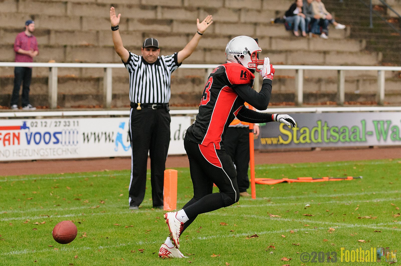 Solingen Paladins vs. Recklinghausen Chargers - 05.10.2013 Solingen Paladins vs. Recklinghausen Chargers (31:0) 