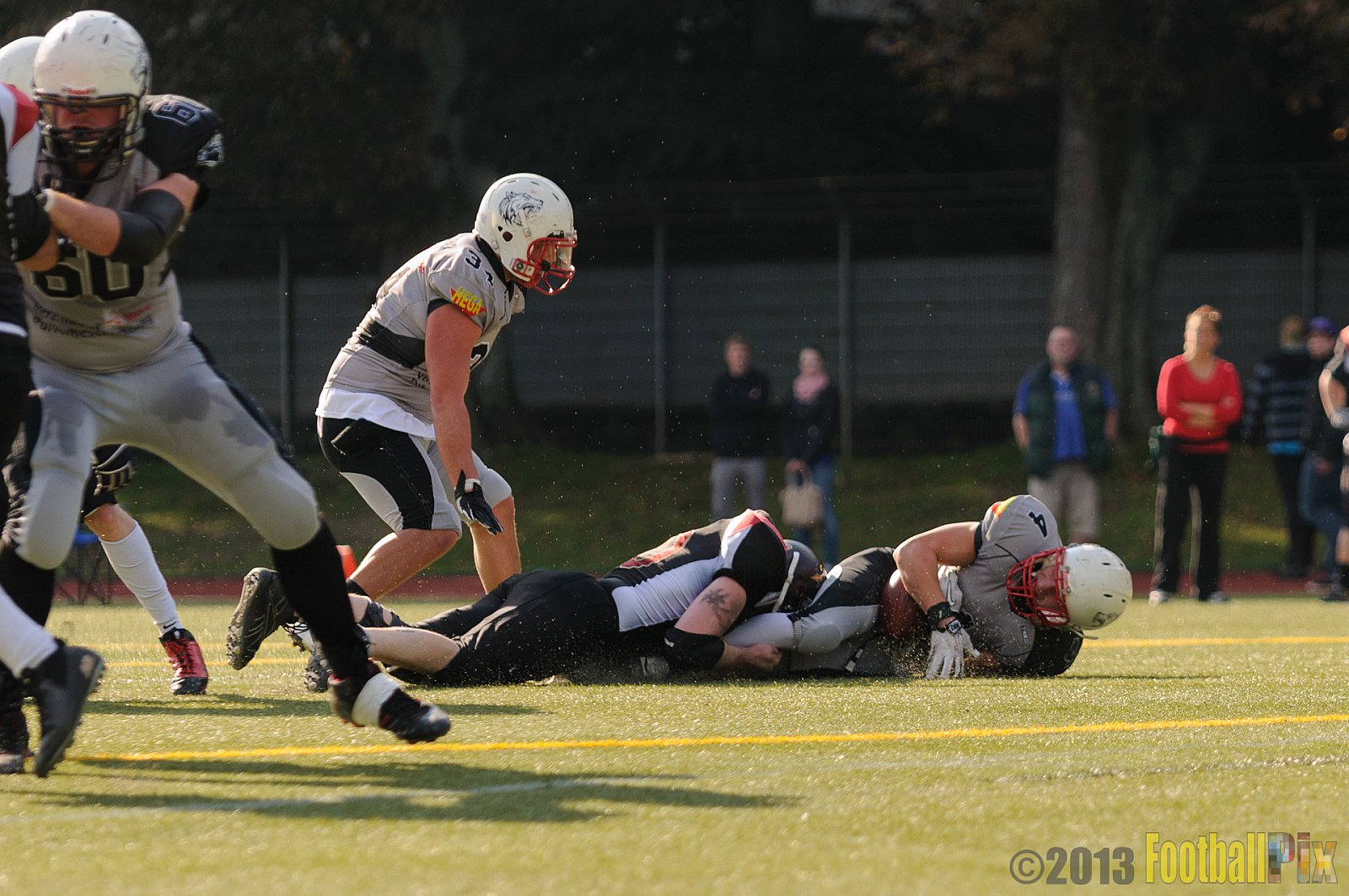 Cologne Falcons II vs. Mönchengladbach Wolfpack - 06.10.2013 Cologne Falcons II vs. Mönchengladbach Wolfpack (30:20) 