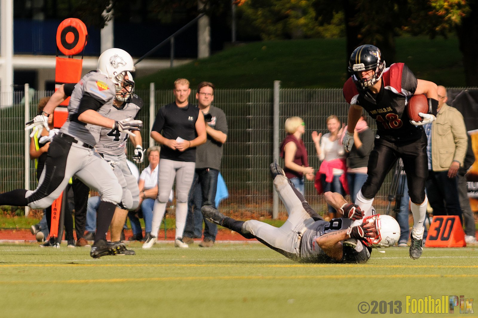 Cologne Falcons II vs. Mönchengladbach Wolfpack - 06.10.2013 Cologne Falcons II vs. Mönchengladbach Wolfpack (30:20) 