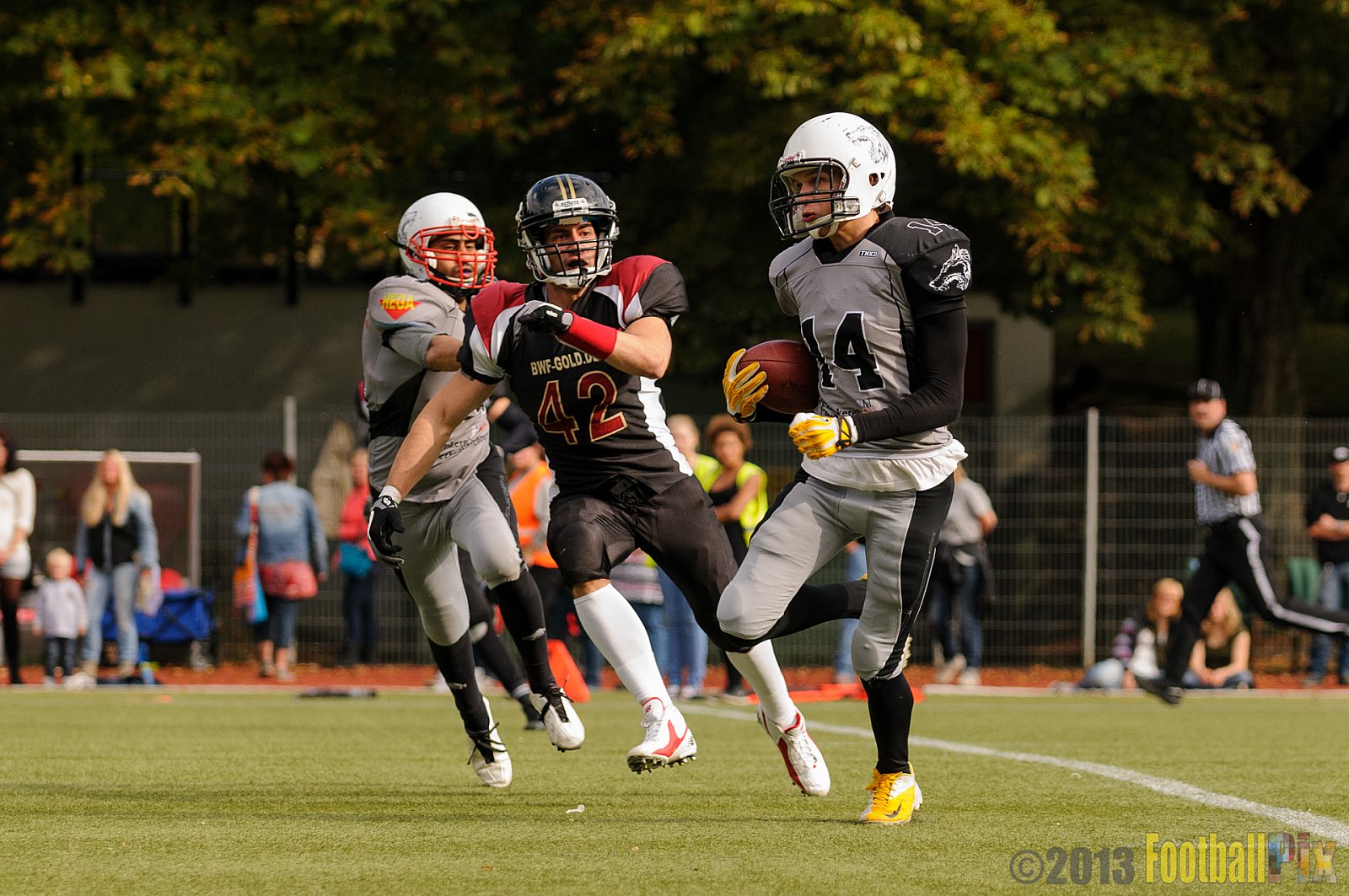 Cologne Falcons II vs. Mönchengladbach Wolfpack - 06.10.2013 Cologne Falcons II vs. Mönchengladbach Wolfpack (30:20) 
