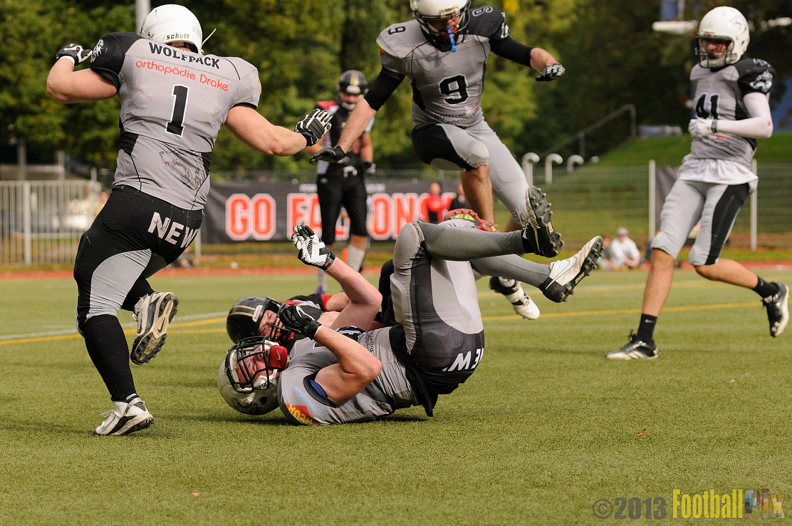 Cologne Falcons II vs. Mönchengladbach Wolfpack - 06.10.2013 Cologne Falcons II vs. Mönchengladbach Wolfpack (30:20) 