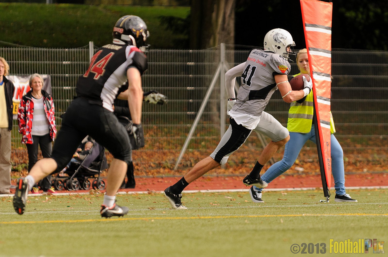 Cologne Falcons II vs. Mönchengladbach Wolfpack - 06.10.2013 Cologne Falcons II vs. Mönchengladbach Wolfpack (30:20) 