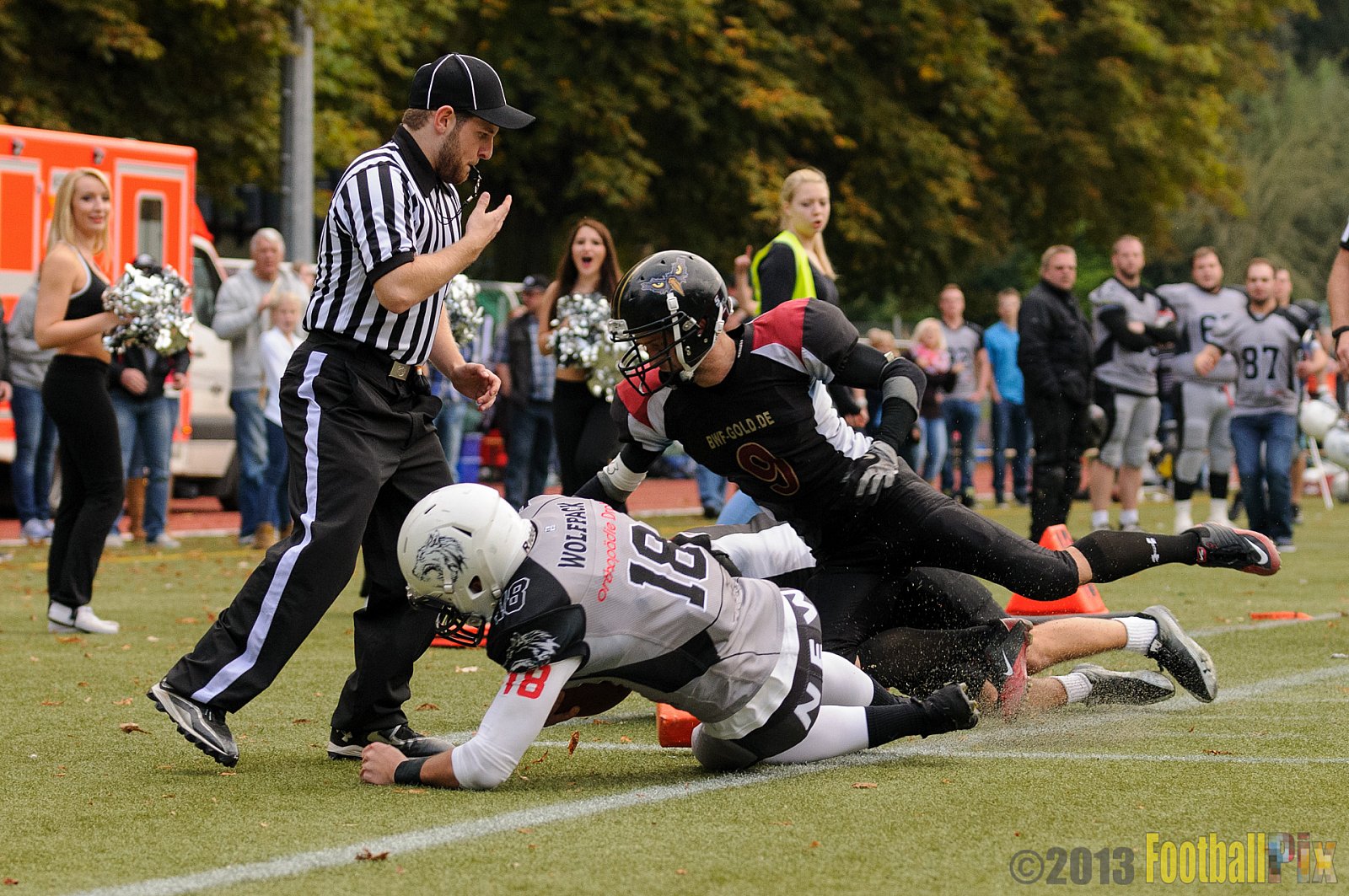 Cologne Falcons II vs. Mönchengladbach Wolfpack - 06.10.2013 Cologne Falcons II vs. Mönchengladbach Wolfpack (30:20) 