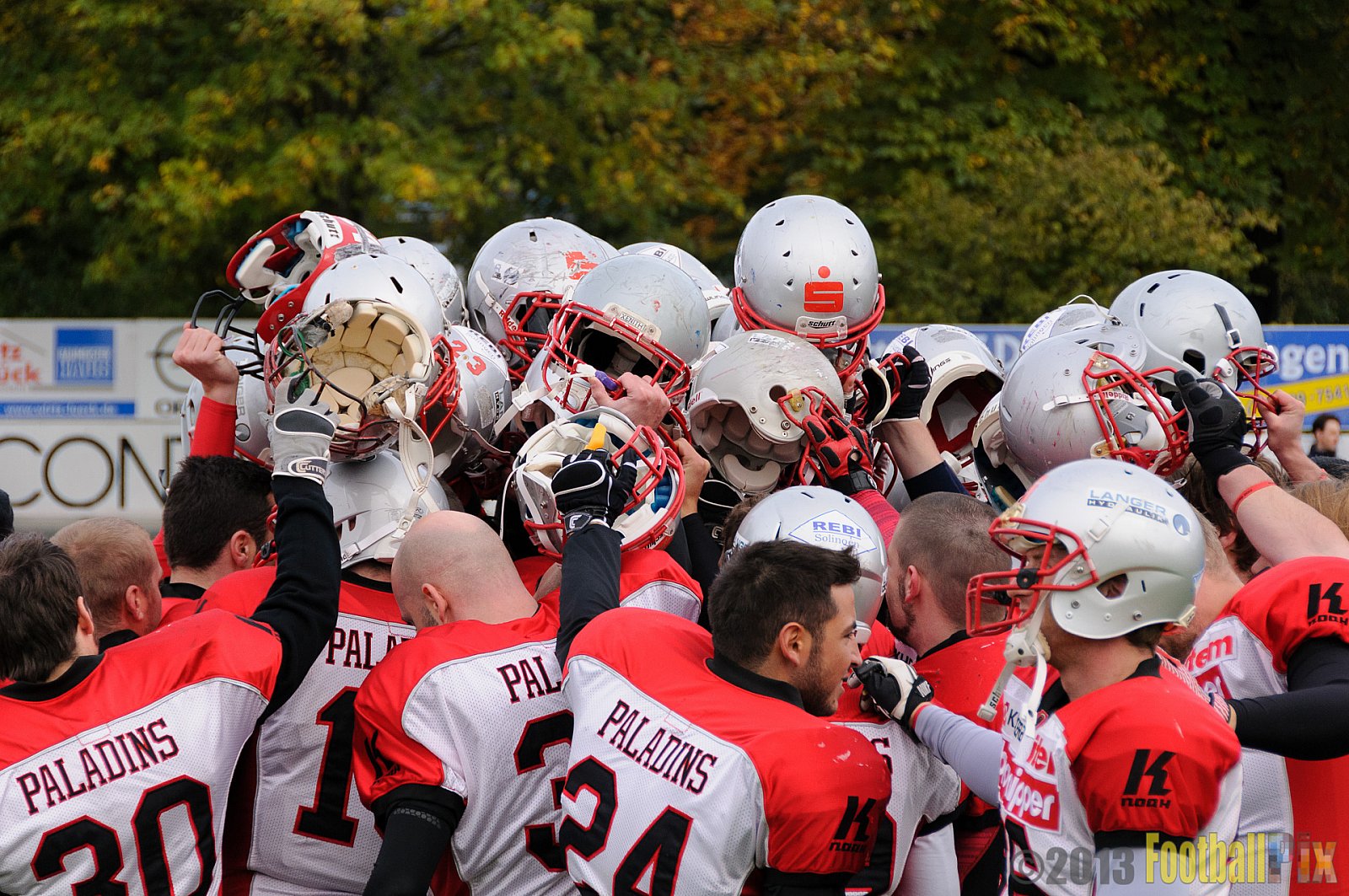 Langenfeld Longhorns vs. Solingen Paladins - 13.10.2013 Langenfeld Longhorns vs. Solingen Paladins (46:6) 