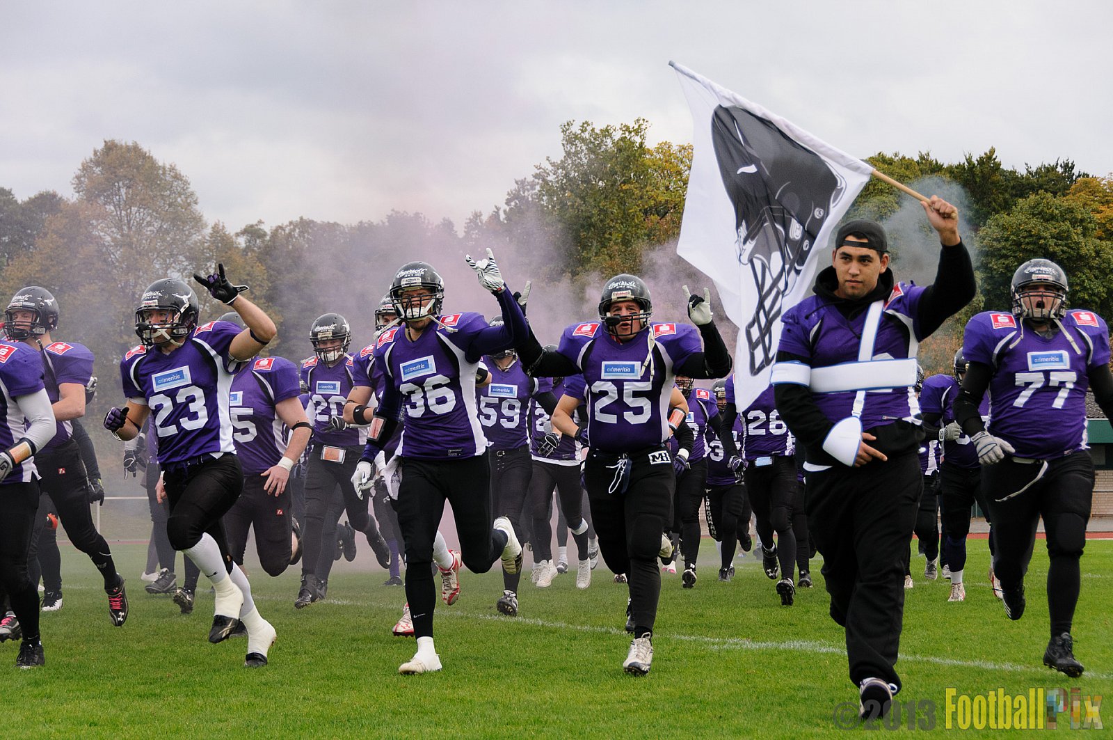 Langenfeld Longhorns vs. Solingen Paladins - 13.10.2013 Langenfeld Longhorns vs. Solingen Paladins (46:6) 