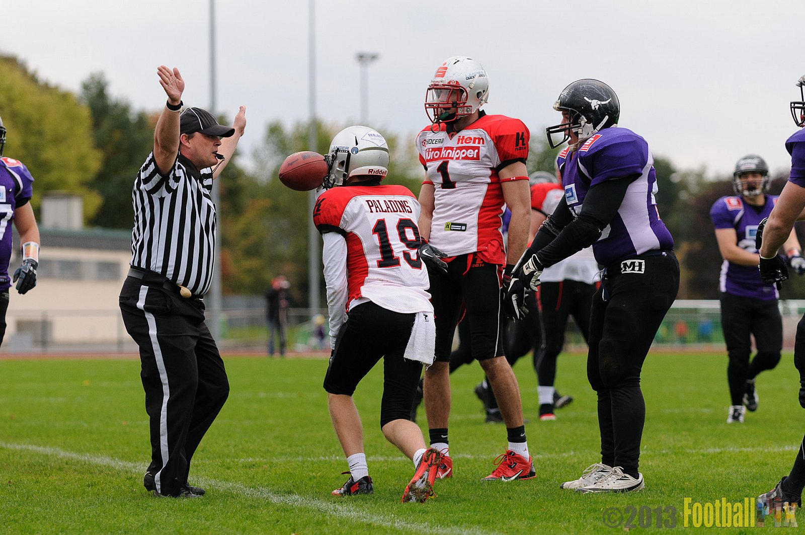 Langenfeld Longhorns vs. Solingen Paladins - 13.10.2013 Langenfeld Longhorns vs. Solingen Paladins (46:6) 
